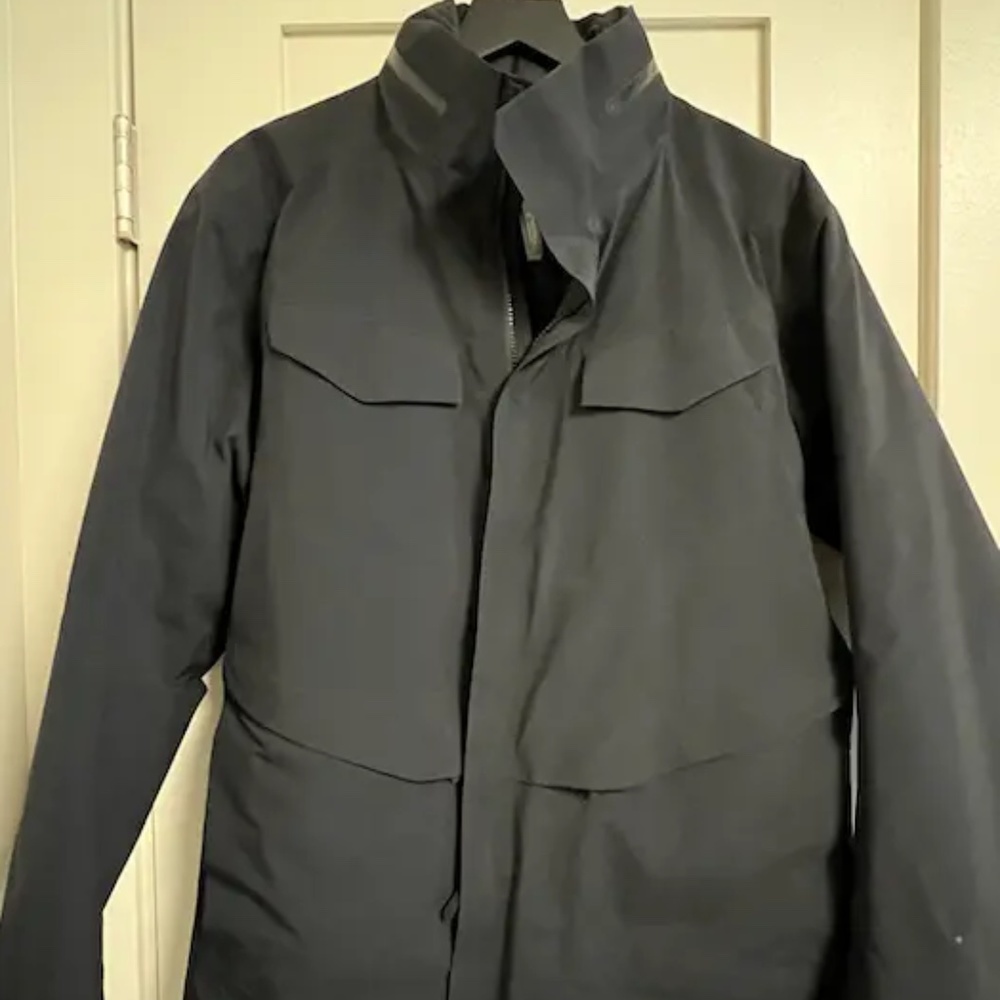 Arc'Teryx Veilance Field IS - Black XS - made in Canada